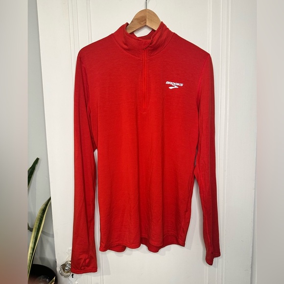 Brooks Equilibrium Technology 1/4 Zip Activewear Running Pullover Men's med Red - Picture 1 of 11
